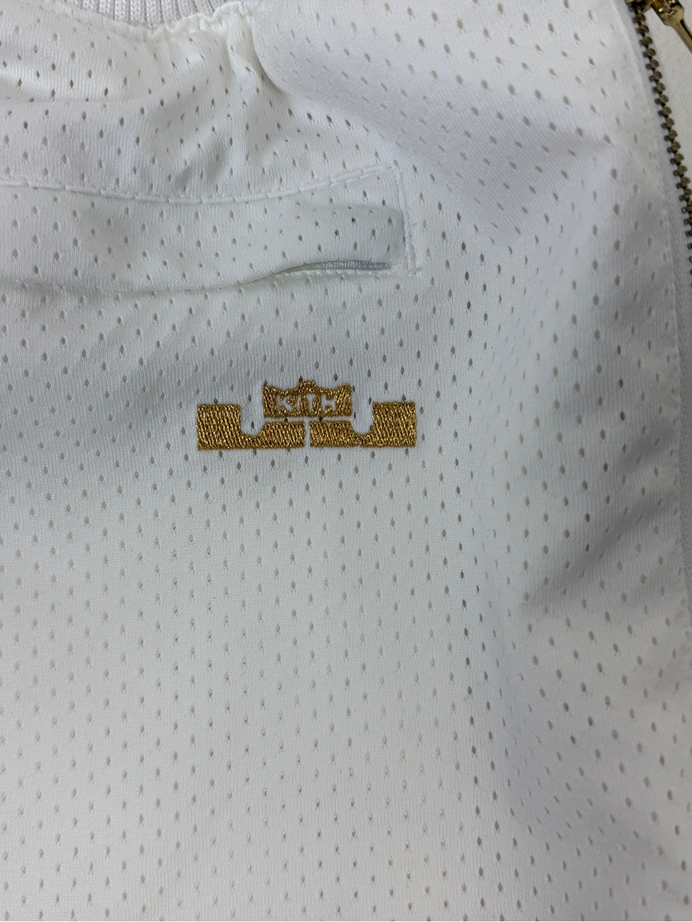 Nike LeBron x Kith White Shorts Men’s Size XL Basketball Rare Embroidered Clean - Picture 5 of 10